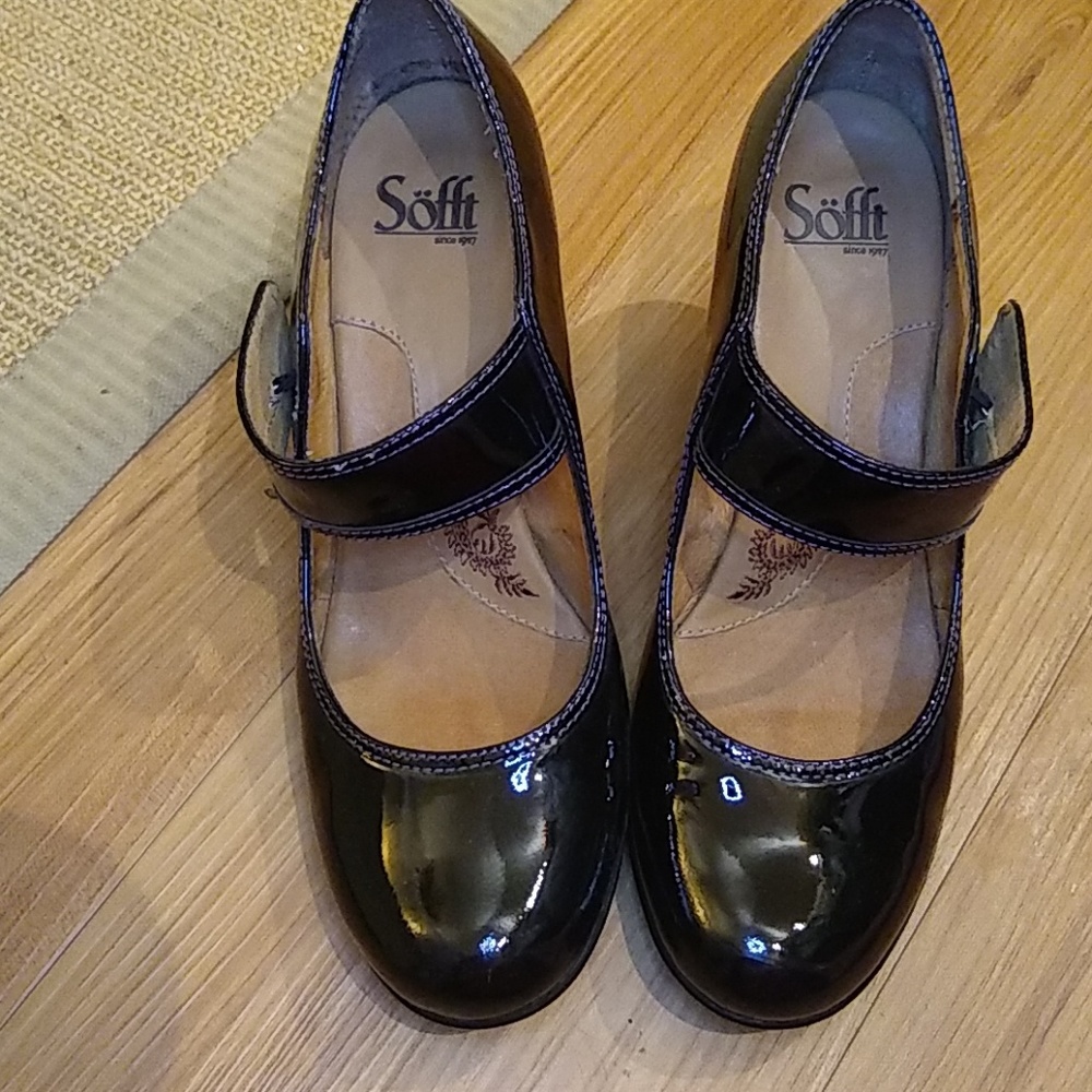Sofft Womens Black Patent Leather Mary Janes